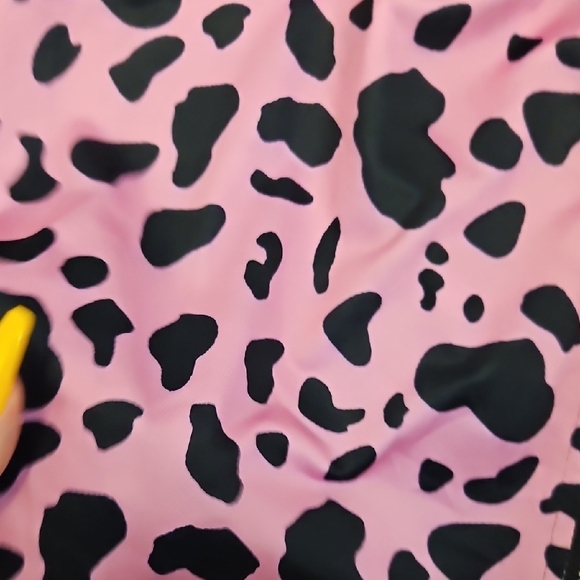 3X Pink and Black Animal Print Crop Top - Picture 4 of 5